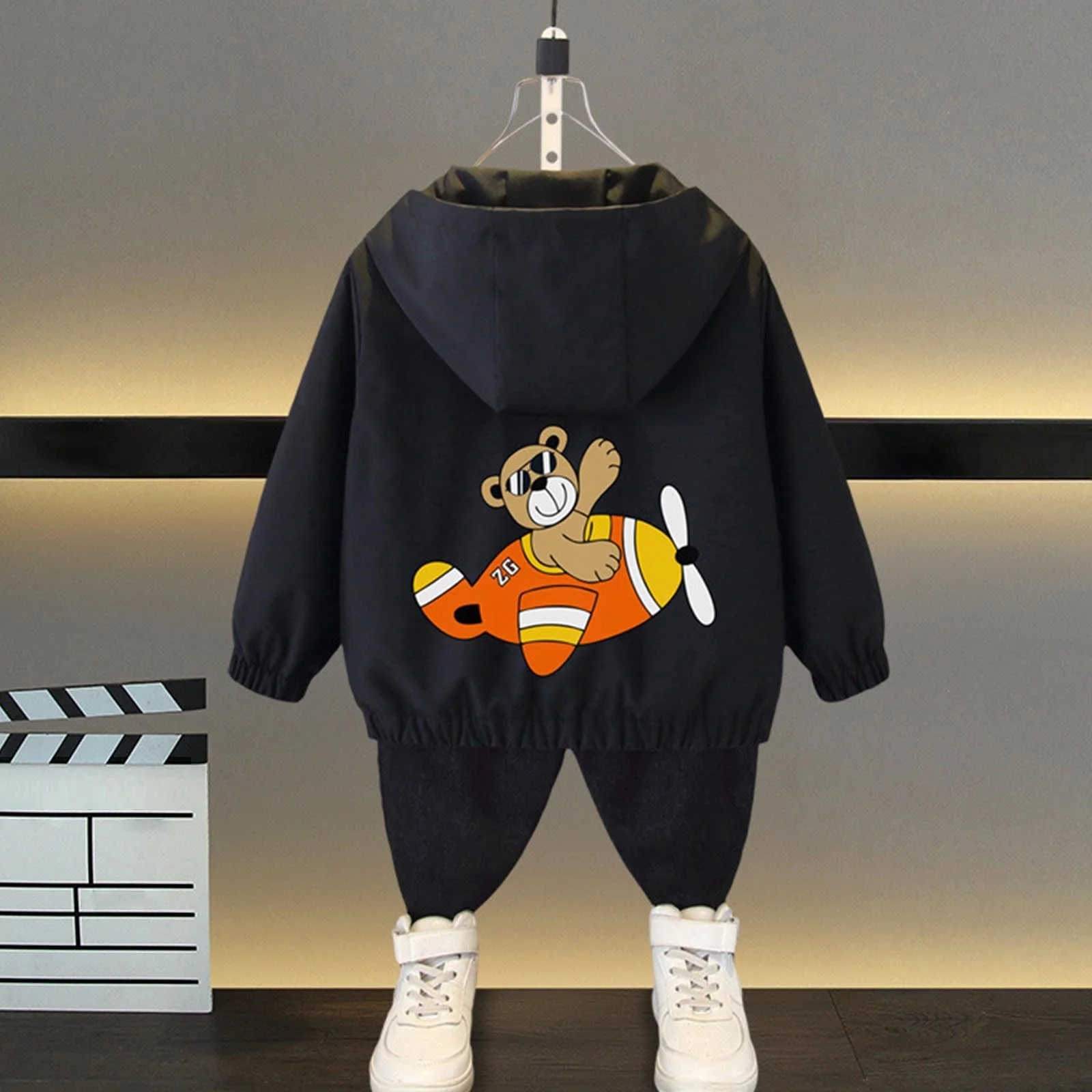 Куртка Softshell XINYUNZU для хлопчиків та дівчаток, дихаюча, вітрозахисна, водонепроникна, легка, фото №2 Куртка Softshell XINYUNZU для хлопчиків та дівчаток, дихаюча, вітрозахисна, водонепроникна, легка, фото №2