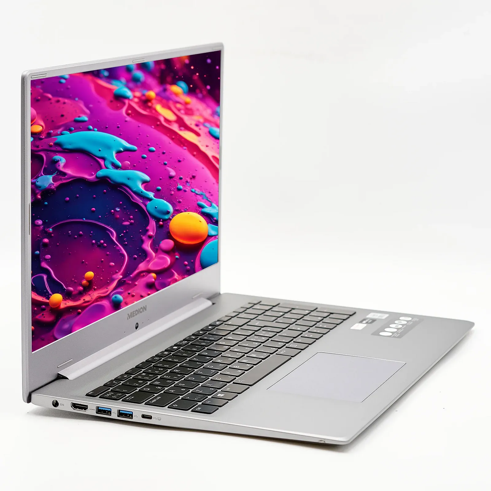 Ноутбук 17,3" Medion (Lenovo Group) Akoya S17403 Intel Core i3-10110U RAM 16 ГБ SSD 256 ГБ Intel Graphics Підсвітка Win10 (4474), фото №4 Ноутбук 17,3" Medion (Lenovo Group) Akoya S17403 Intel Core i3-10110U RAM 16 ГБ SSD 256 ГБ Intel Graphics Підсвітка Win10 (4474), фото №4