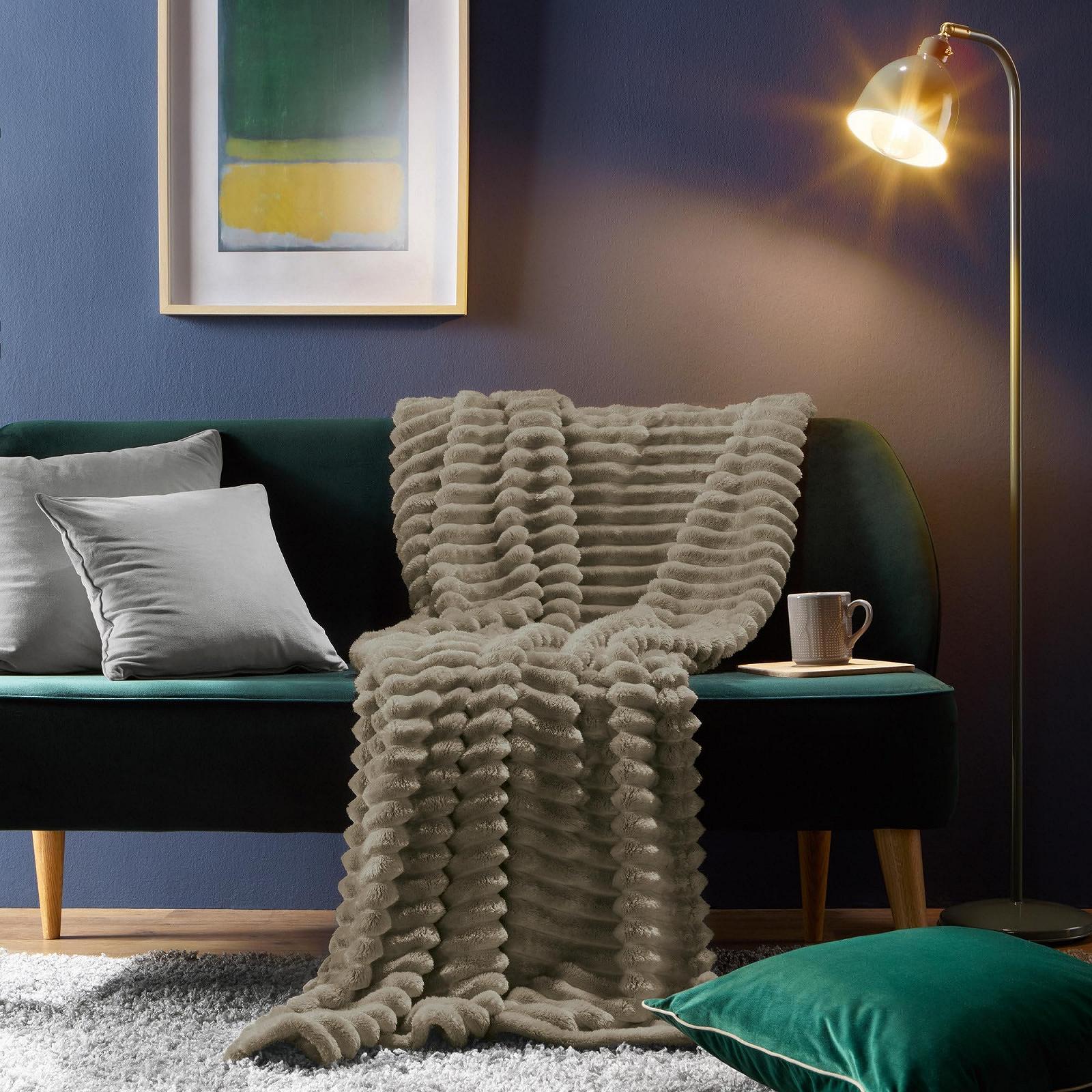 Флісова Покривало Erwin Müller Aosta в рубчик Taupe розмір 150 x 200 см, 2 шт, фото №5