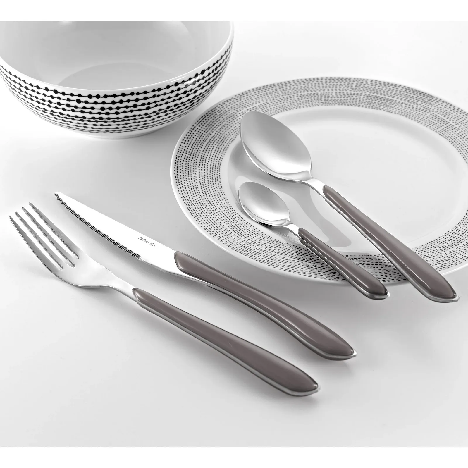 Набір столових приборів Amefa ECLAT 16 предметів Сірий, фото №4 Набір столових приборів Amefa ECLAT 16 предметів Сірий, фото №4
