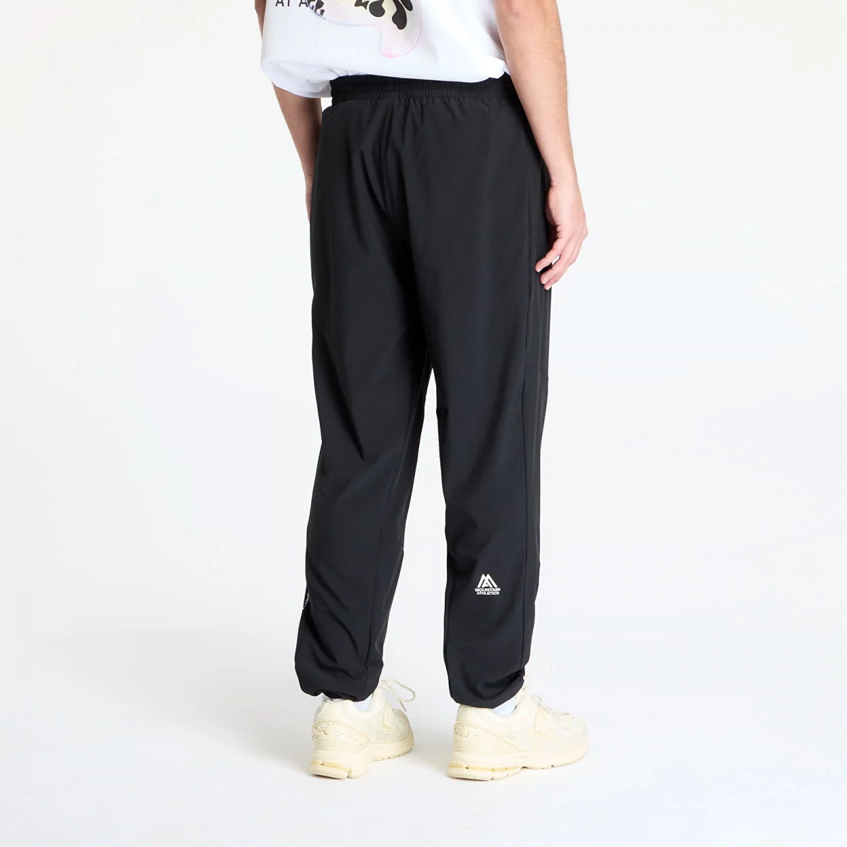 Штаны THE NORTH FACE Athletics Wind Pant 0A8BGNJK31 Черный L, фото №2
