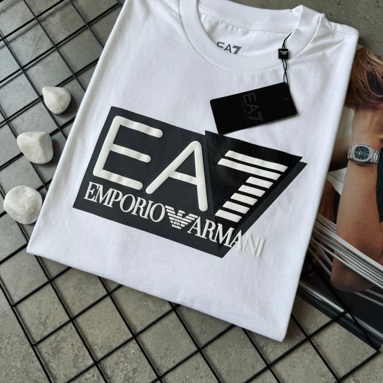 Футболка Emporio Armani EA7 брендовая мужская Емпорио Армани ЕА7 белая на лето для мужчины, фото №3