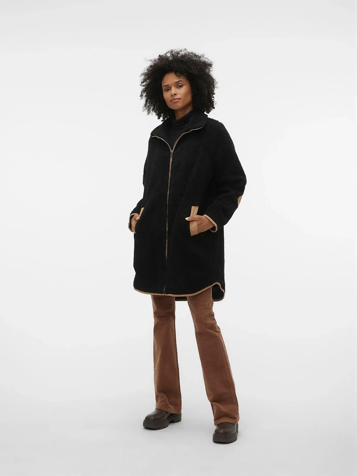 Жіноче пальто Teddy Fur VERO MODA VMLUNE, фото №2 Жіноче пальто Teddy Fur VERO MODA VMLUNE, фото №2